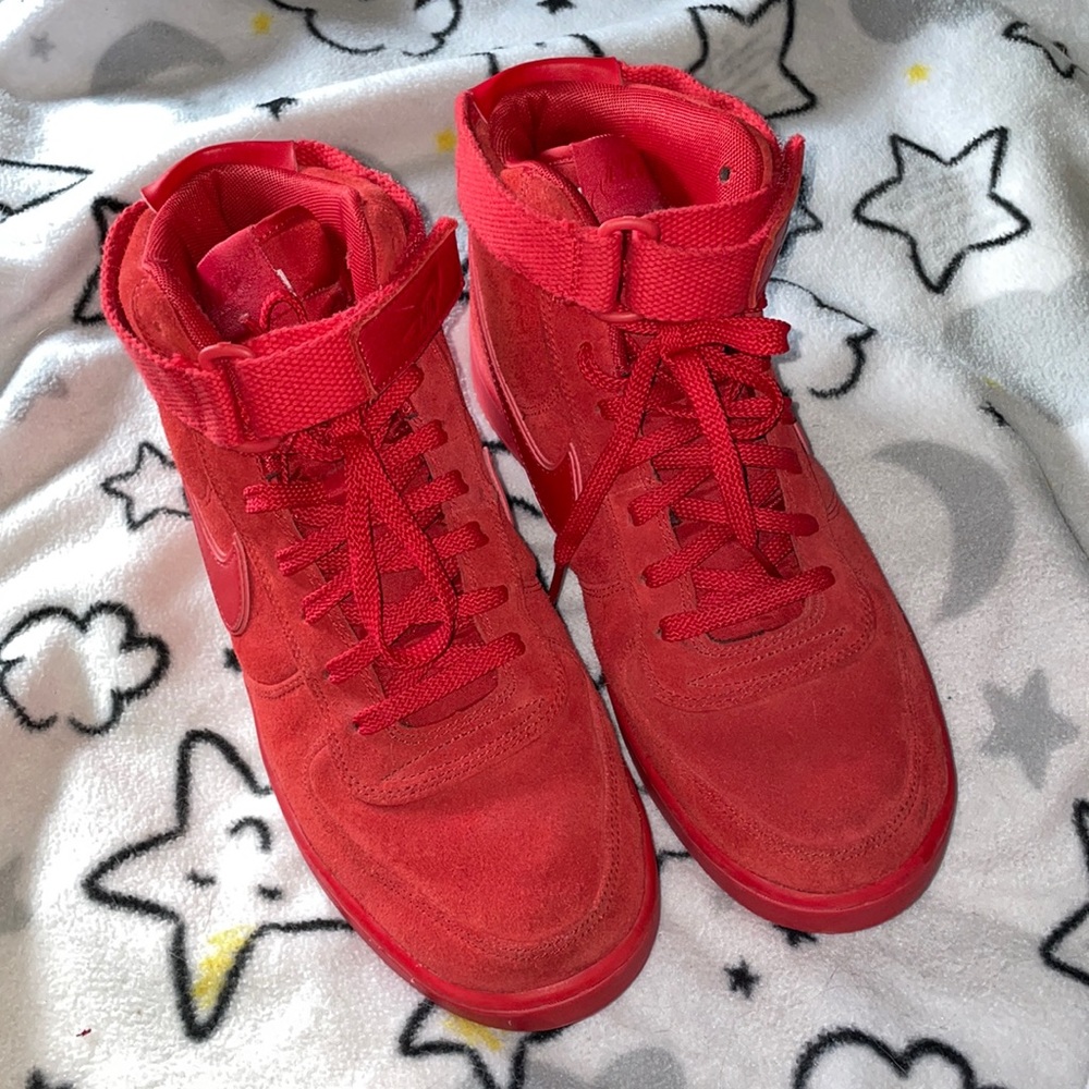 Nike Hightop Red Shoes. Worn twice.